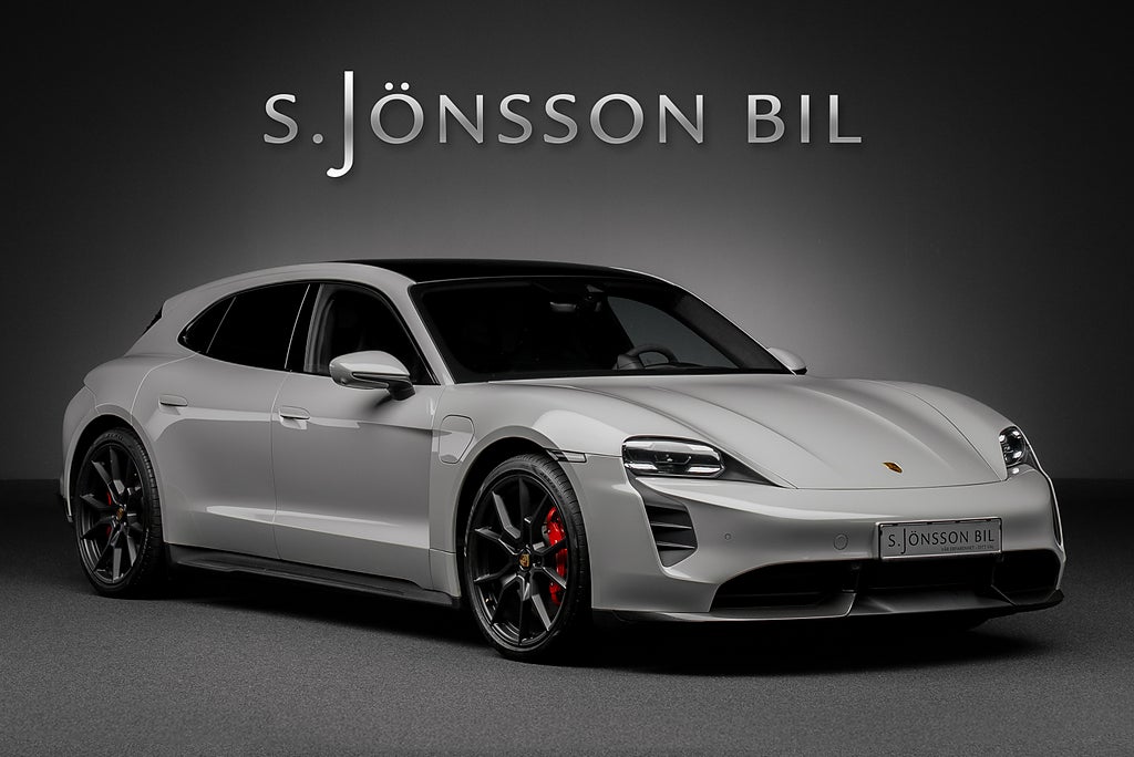 Porsche Taycan GTS Sport Turismo / Kolfiber / 18-vägs stolar