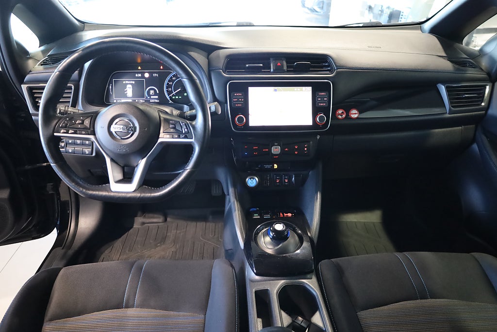 Nissan Leaf 40 kWh N-Connecta Navi 360° Värmare Leasbar CarPlay 2021