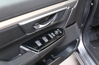 SUV Honda CR-V 8 av 17