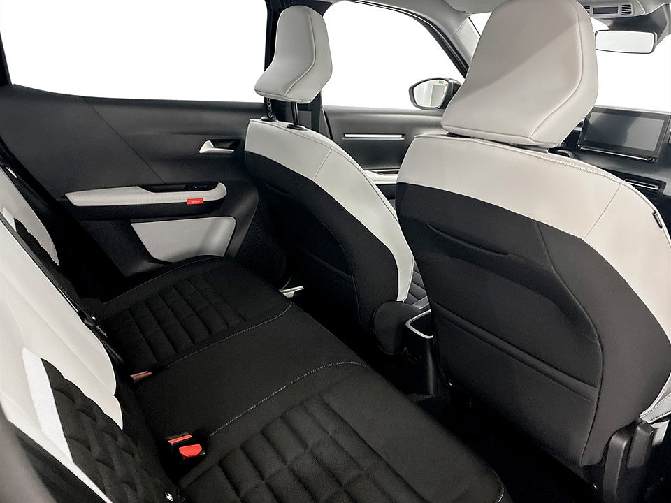 Bild på Citroën C3 Aircross Plus 1.2 PT Manuell 100hk