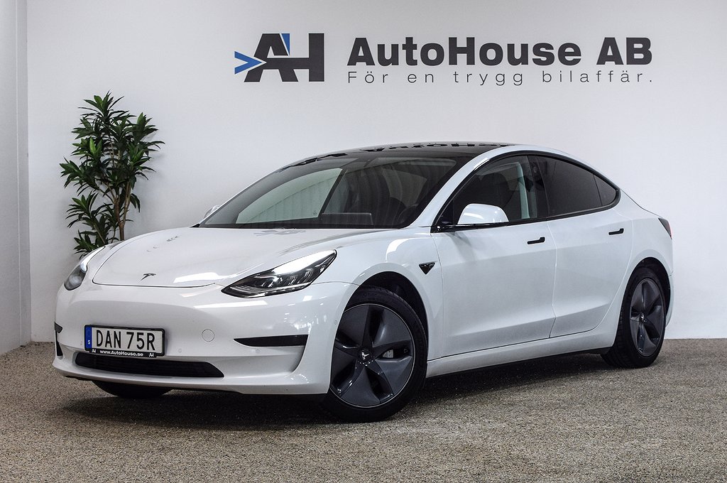 Tesla Model 3 Standard Range Plus AP Glastak Svensksåld