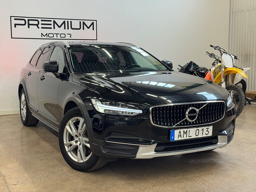 Volvo V90 Cross Country D4 AWD Geartronic Momentum, Plus Drag Värmare VOC 190hk