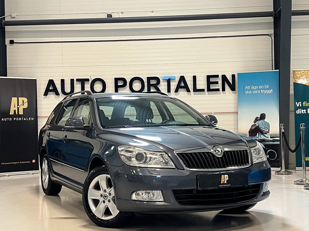 Skoda Octavia Kombi 1.6 TDI Elegance | 15867 MIL *3ägare 