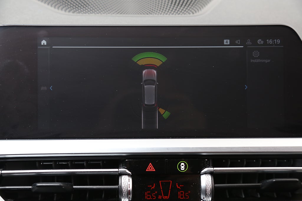 BMW 330e Plug-in Touring 292hk Sport Line Aut Drag