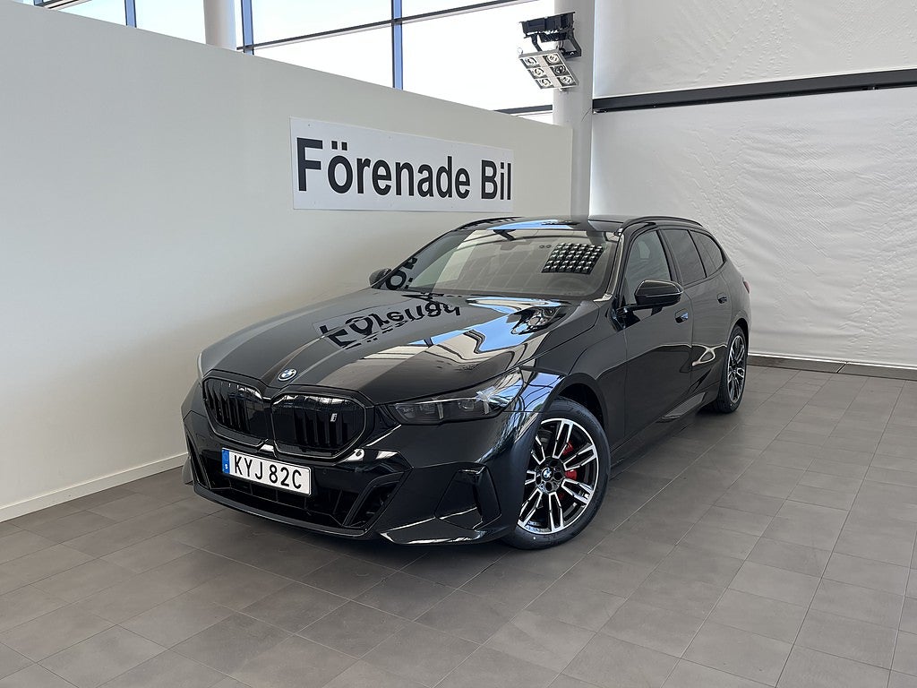 BMW i5 xDrive40 Touring M Sport Pro Drag H/K 19" Rattvärme