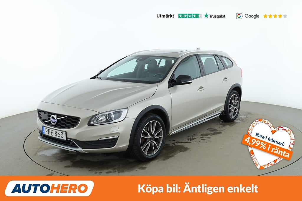 Volvo V60 Cross Country D4 Summum AWD / Värmare, VOC, Taklucka
