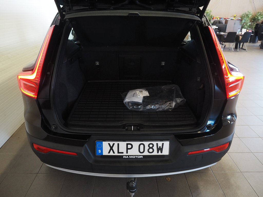 Volvo XC40 Recharge T4 211hk DCT Momentum | Drag | Keyless | 2022