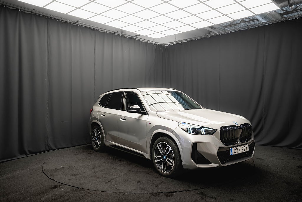 BMW X1 i xDrive30 M Sport H/K ELSTOL MINNE KAMERA ADAP FART