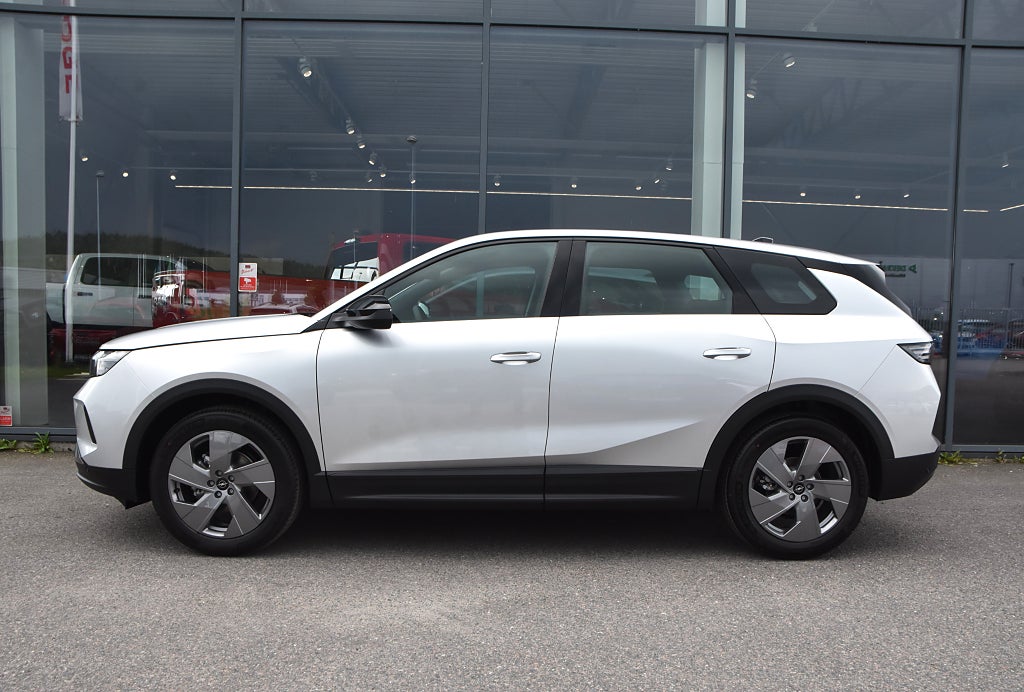 Opel Grandland NYA Hybrid 145hk Aut *0% ränta Fri service 3 år