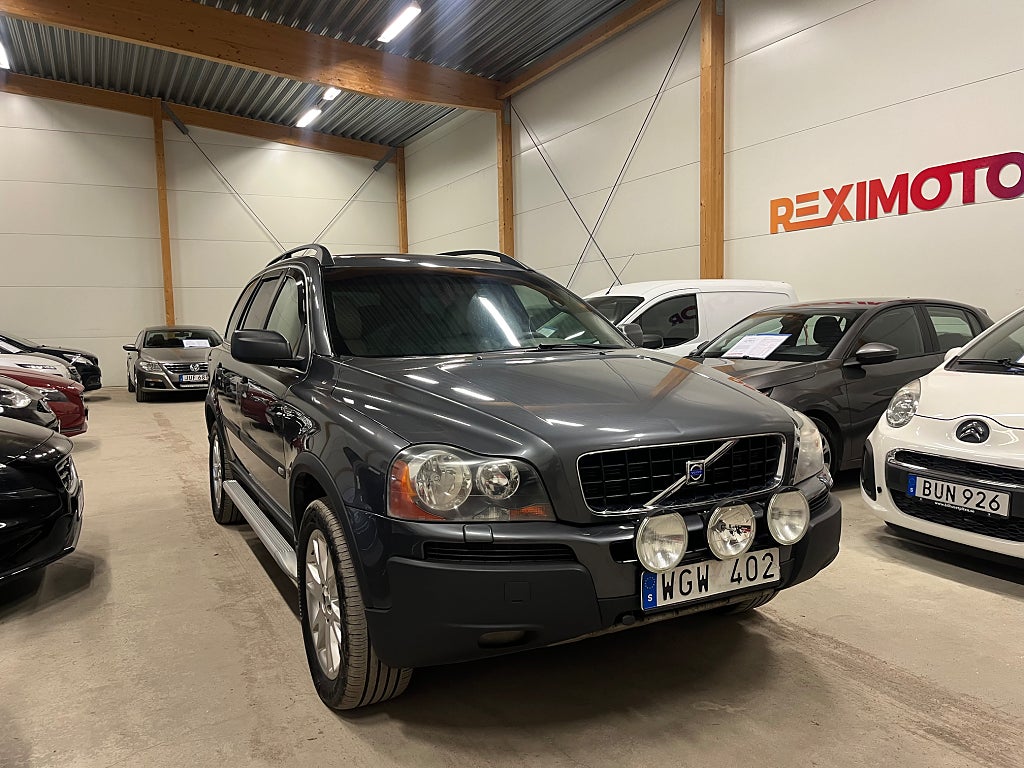 Volvo XC90 7-seater 2.5T AWD Geartronic Kinetic Euro 4