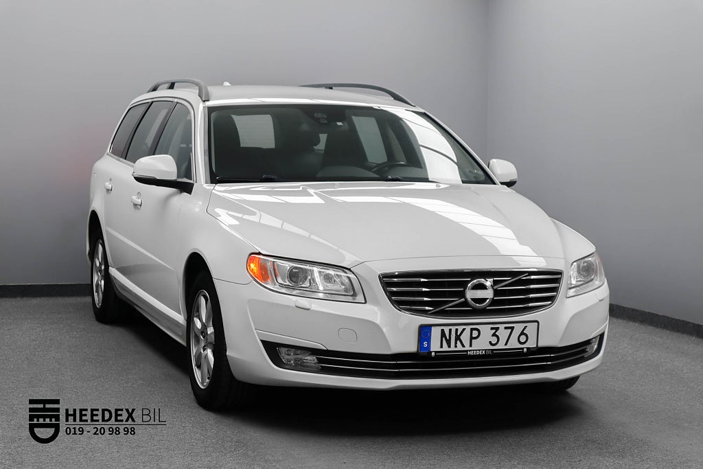 Volvo V70 T4 Momentum 180hk Värmare Kurvljus Rattvärme 2-brukare