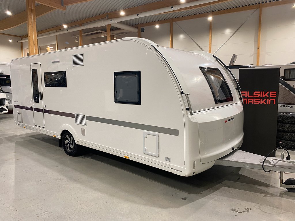 Adria Adora 613 PK / Barnkammar / Pluspaket / 2995kr / mån - Adria