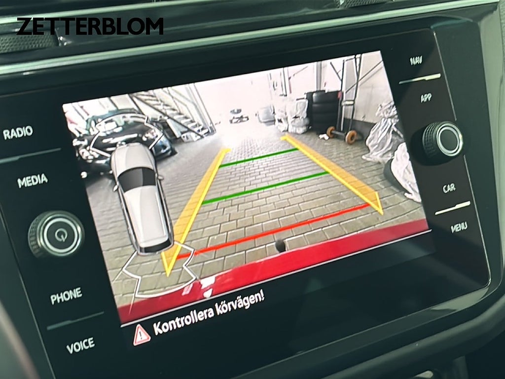 SUV Volkswagen Tiguan 14 av 17