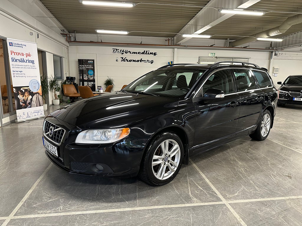 Volvo V70 D5 AWD Geartronic Momentum Värmare Dragkrok