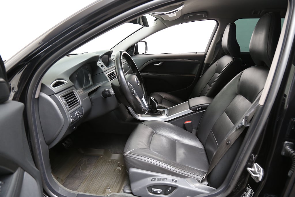 Volvo XC70 D4 181hk Classic Summum Aut Skinn Värmare Dragkrok 2016