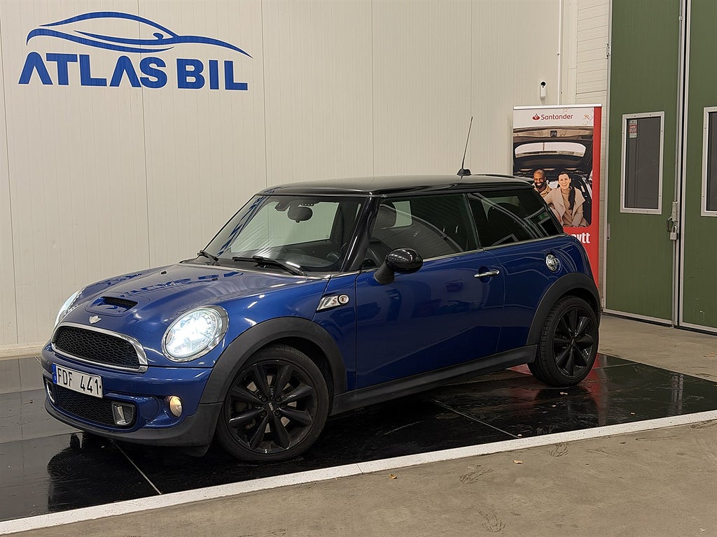 MINI Cooper S S Manuell 184hk Navi
