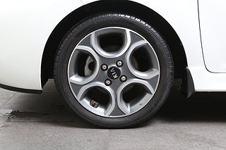 Halvkombi Kia Picanto 9 av 22