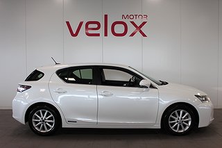 Halvkombi Lexus CT 2 av 19