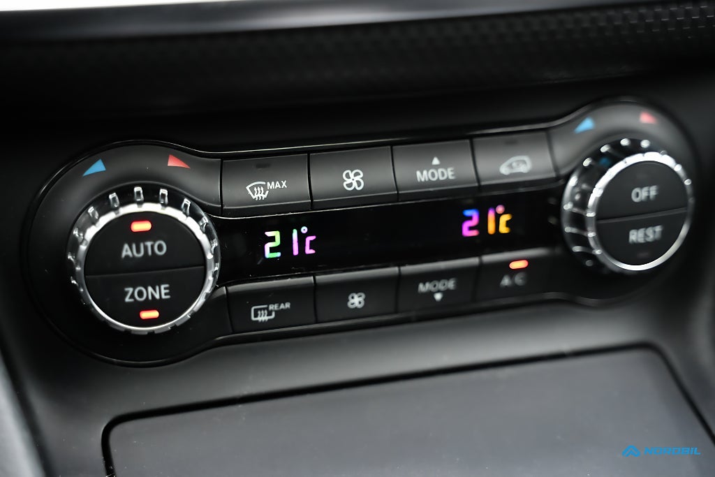 Mercedes-Benz A180