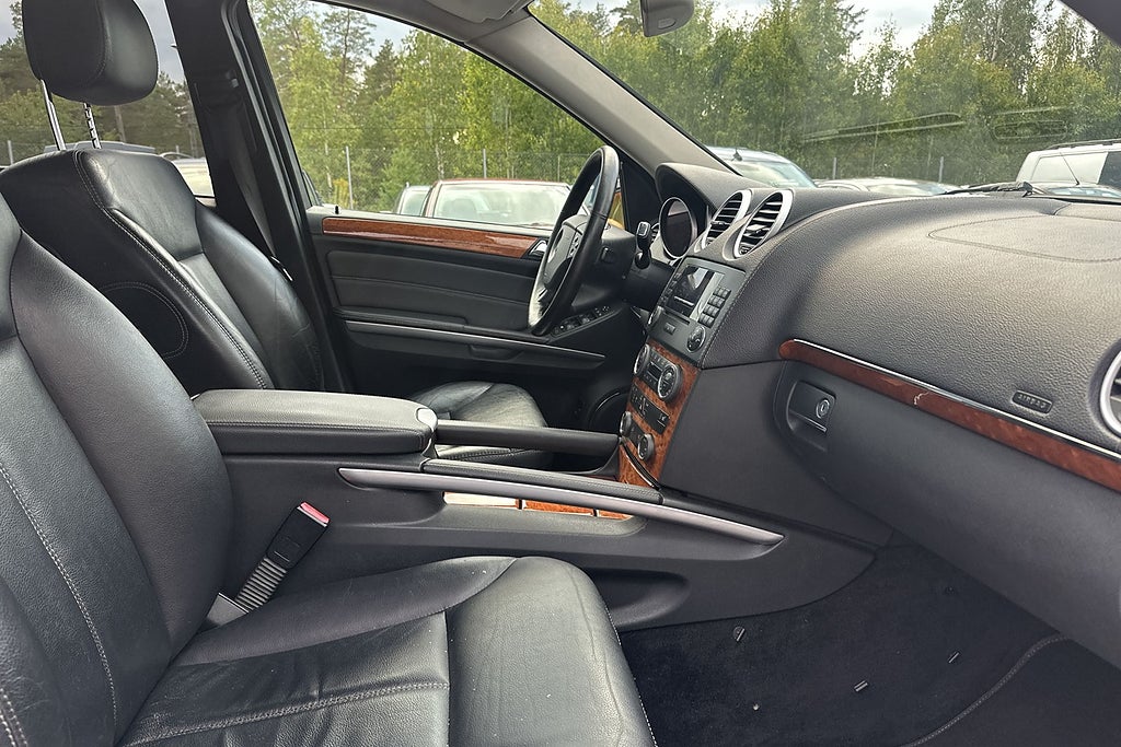 Mercedes-Benz GL 2007 - miniatyr 12