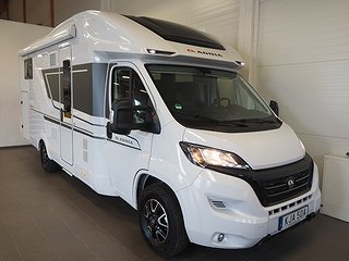 Husbil-halvintegrerad Adria Matrix 670 SL 1 av 23