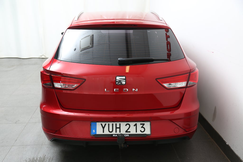 Seat Leon ST 1,6 TDI 115hk Style Kombi Motorv Dragkrok 2019