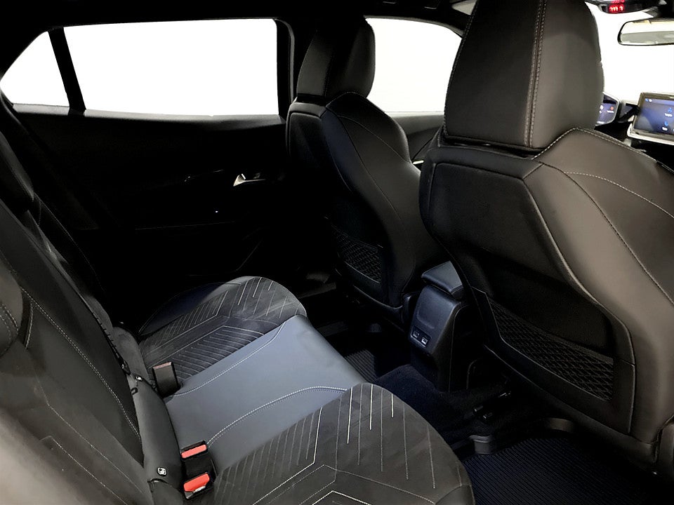 Bild på Peugeot 2008 GT 1.2 PT 130hk Aut B-KAMERA CARPLAY