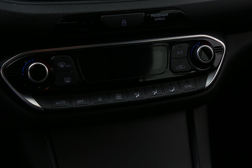 Hyundai i30 1,0 T-GDI MHEV 120hk Essential Aut Kombi 2022