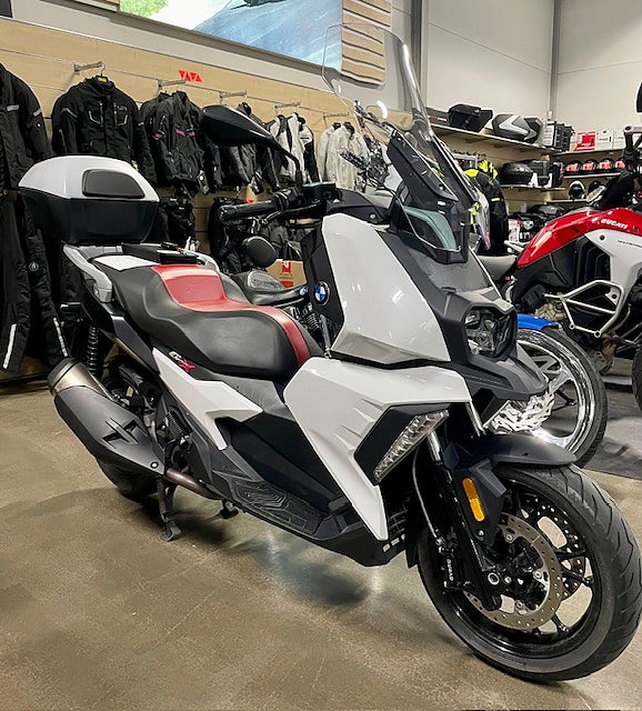 BMW Motorrad C 400 X ABS  toppbox handvärme bmw motorrad