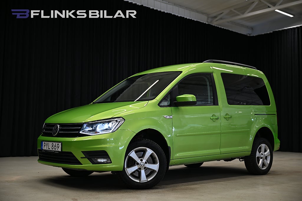 Volkswagen Caddy 4Motion 122HK Nedlackad|LED|5-Sits|Drag|Värmare|Kambytt