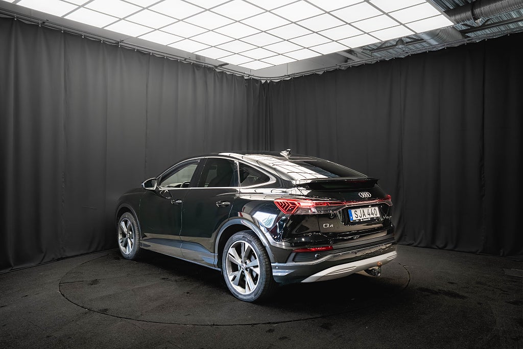 Audi Q4 E-Tron 45 Sportback QUATTRO ADVANCED DRAG 360° 1-ÄGARE MOMS