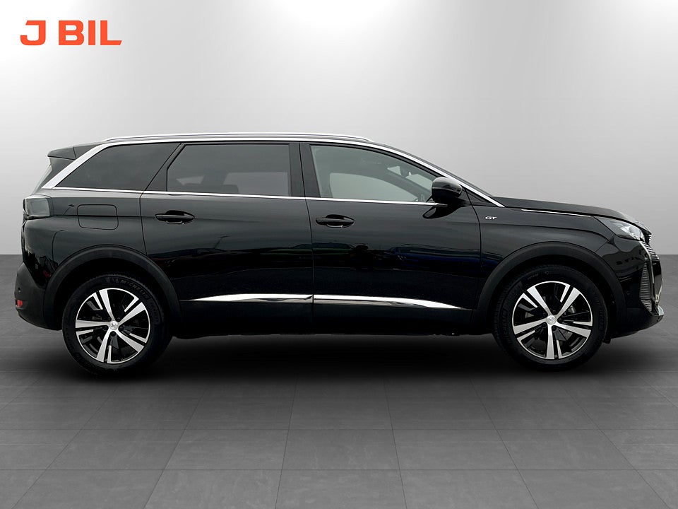 Bild på Peugeot 5008 GT 1.2 PT 130hk Aut 7-SITS B-KAMERA CARPLAY