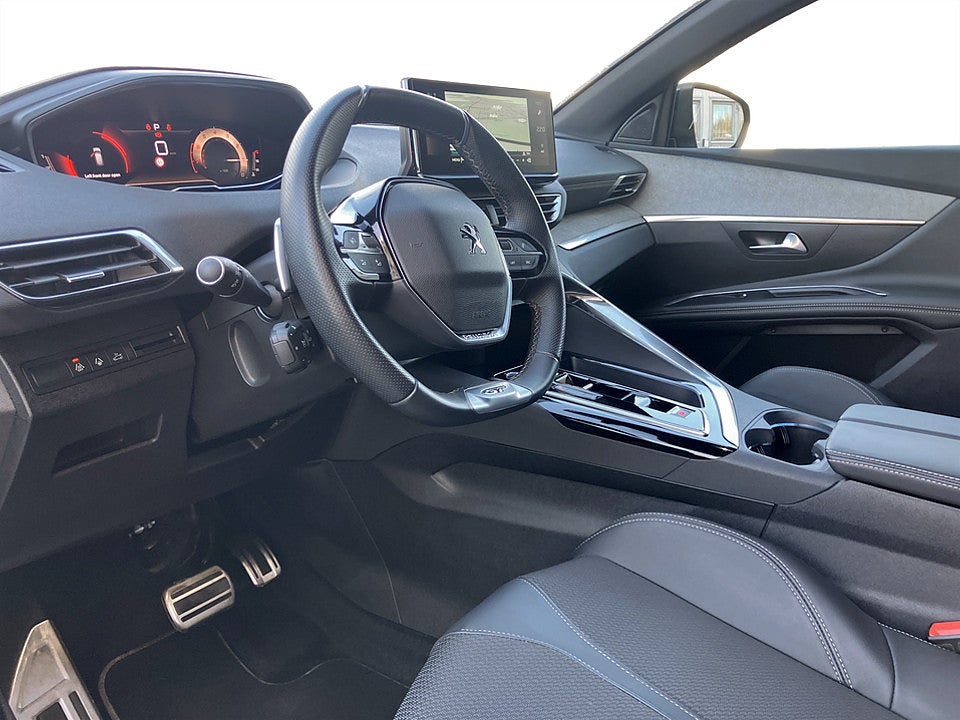 Bild på Peugeot 3008 GT 1.2 PT 130hk Aut B-KAMERA CARPLAY