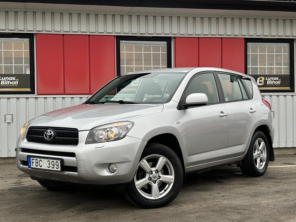 Toyota RAV4 2.0 VVT-i 4x4 Euro 4/Välskött/Automat/3 Ägare
