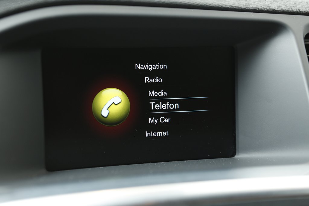 Volvo V60 D6 Plug-in Hybrid Momentum AWD Aut Skinn VOC Drag 2014