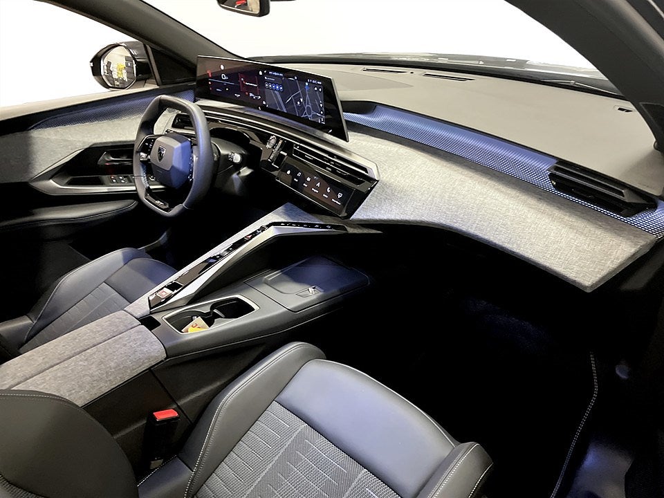 Bild på Peugeot 5008 GT Hybrid 145hk Aut - 7-SITS,B-KAMERA,NAV