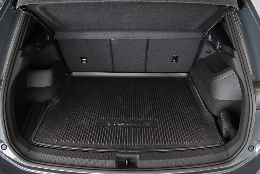 Volkswagen Tiguan 2.0 TDI 4M R-Line Premium Pano HuD Värmare