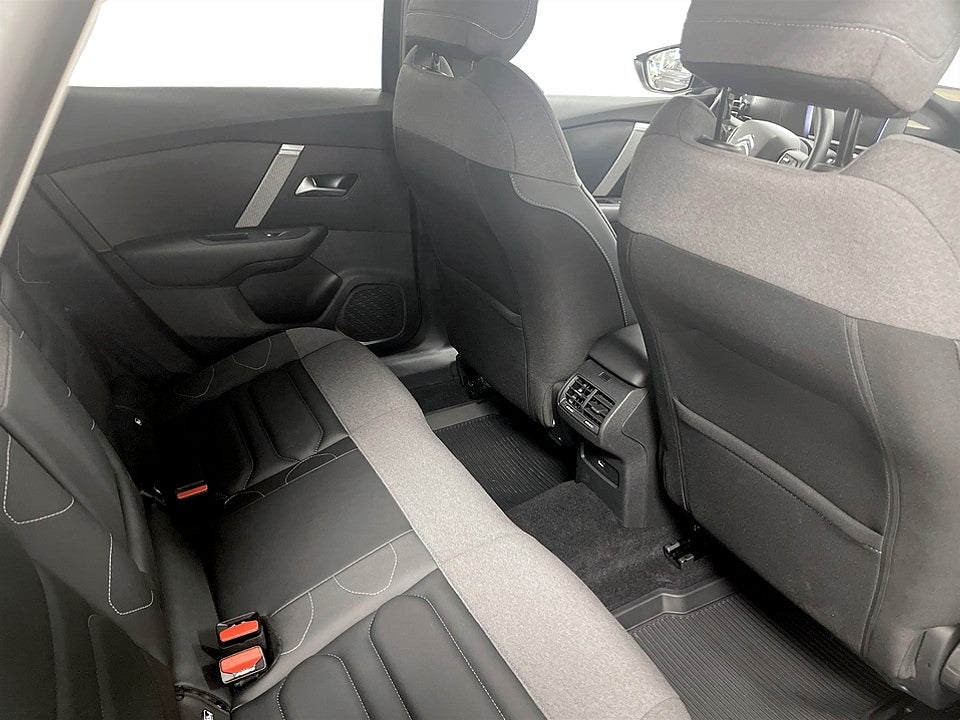 Bild på Citroën C4 Shine 1.2 PT 130hk Aut B-KAMERA NAVI