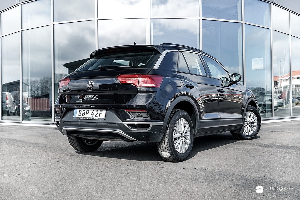 Volkswagen T-Roc 2021 - miniatyr 2