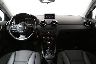 Halvkombi Audi A1 15 av 21