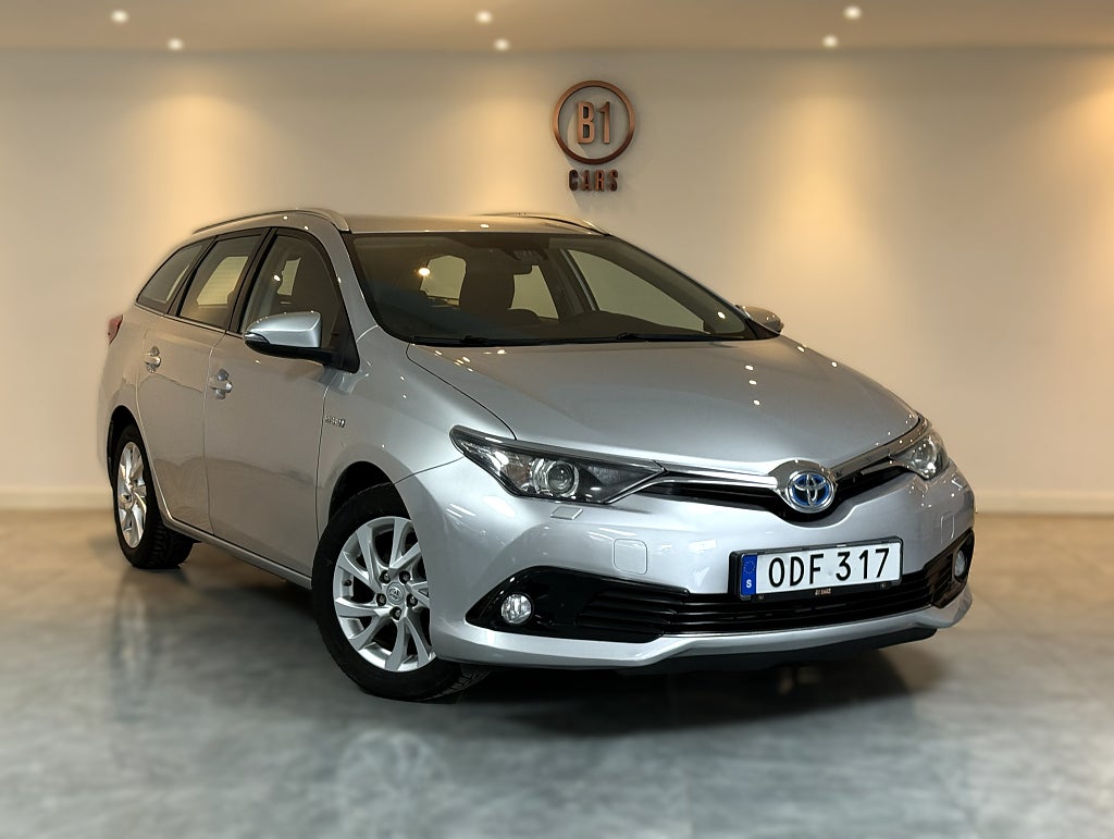 Toyota Auris Touring Sports Hybrid e-CVT Touch & Go Edition B-kamera