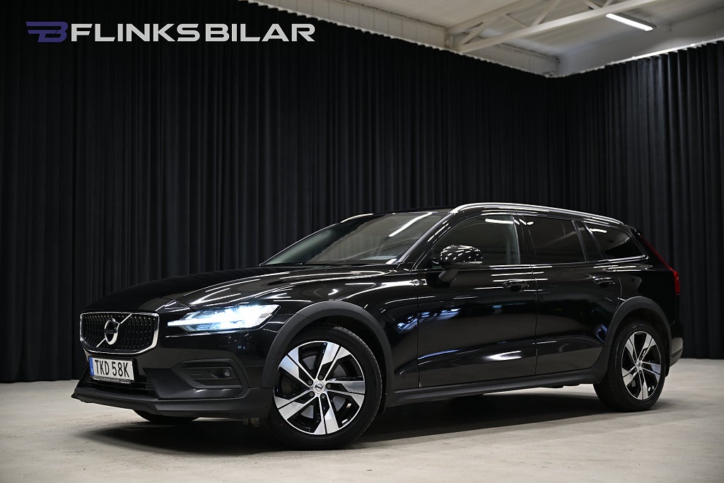 Volvo V60 Cross Country B4|AWD|Geartronic|Advanced|Kamera|Drag|1Ägare|Momsbil 