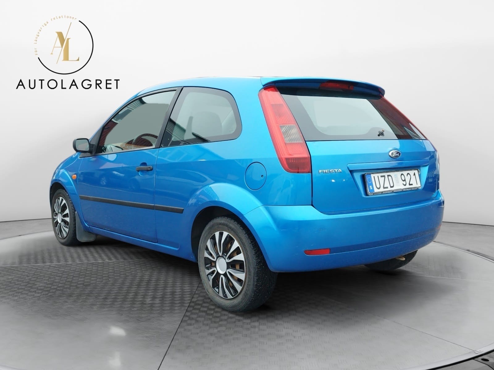 Ford Fiesta 2004, photo 4/43