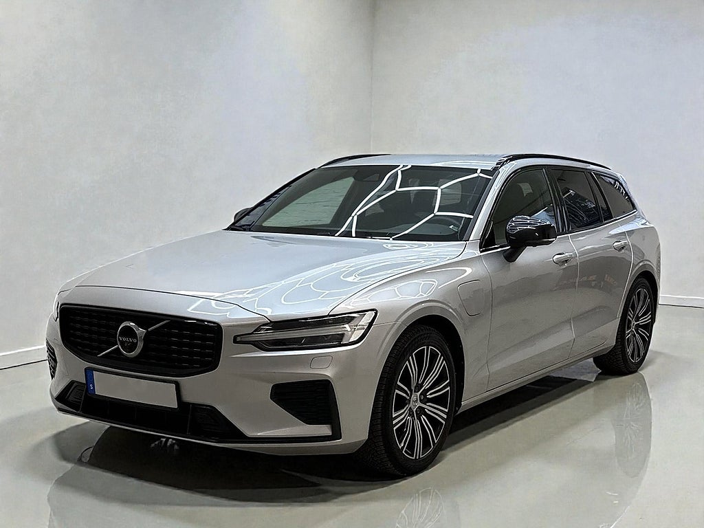 Volvo V60 Recharge T6 AWD R-Design 350hk
