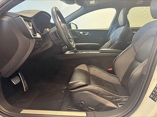 Volvo V60 D3 AWD R-Design/Polestar/Drag/Dvärm/Pano/Navi/S&V