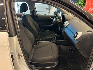 Audi A1 Sportback 1.2 TFSI Sport SoV-däck/MoK-värm/Kedja