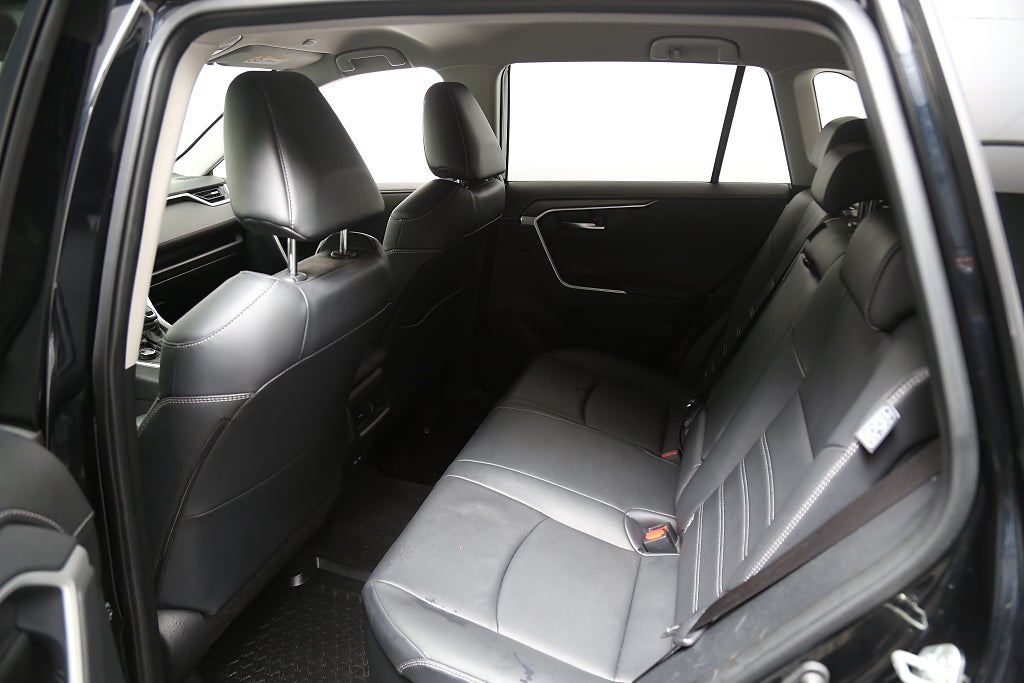 Toyota RAV4 2,5i Hybrid 222hk AWD-i E-CVT Executive Aut Leasbar 2025