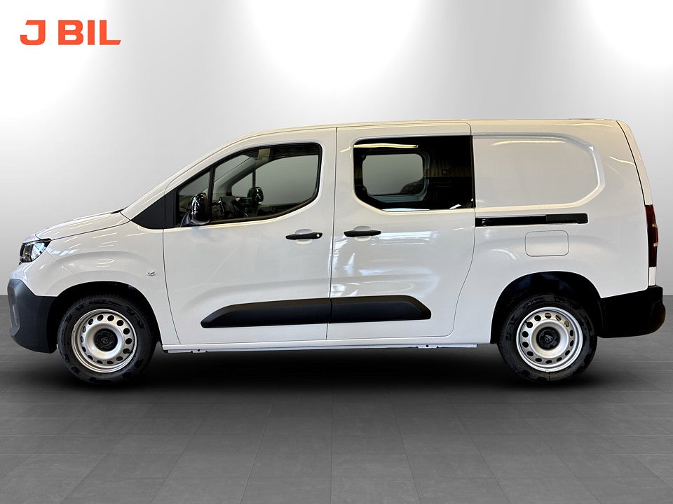 Bild på Peugeot Partner Crew Cab 130hk Aut - EDITION! SERVICE & V-HJUL INGÅR!