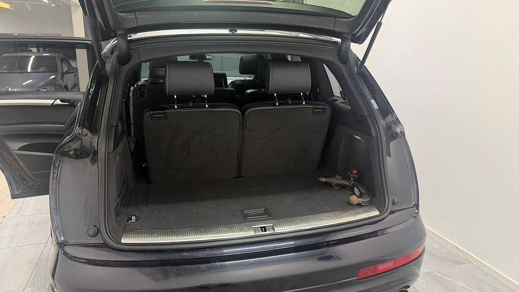 AUDI Q7 7-SEATER 3.0 TDI V6 QUATTRO TIPTRONIC | 239 ch | BVA | ATTELAGE | PANORAMAGLASTAK | NEUF SERV