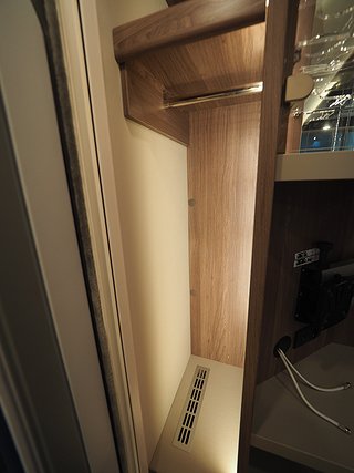 Husvagn, 1-axl Knaus Südwind 590 UE Scandinavian Selection 13 av 18